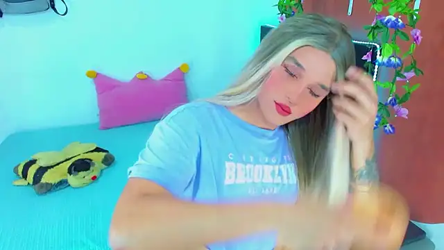 TaylorMon online show from January 8, 2026, 12:49 am