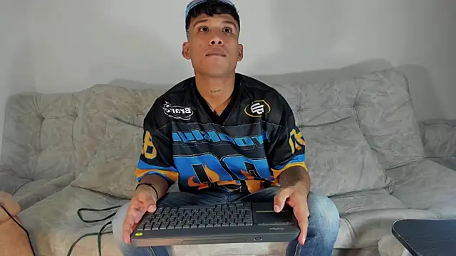 Backsex boy online show from June 2, 2026, 9:37 pm