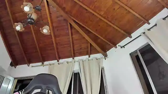 Snapshot of IsaFontanna chatting on March 2, 2026, 4:57 am IsaFontanna online show from March 2, 2026, 4:57 am