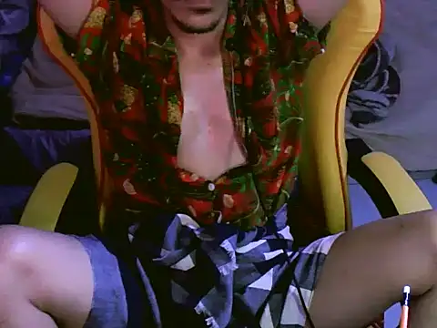 cloudyth1994 online show from December 30, 2024, 7:53 pm