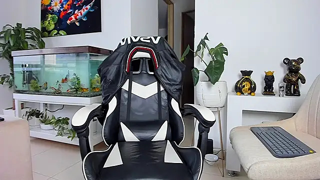 Johnnygrayson1 online show from September 25, 2025, 10:05 pm