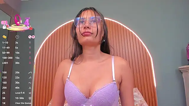 NayeCloud online show from December 20, 2025, 10:51 am