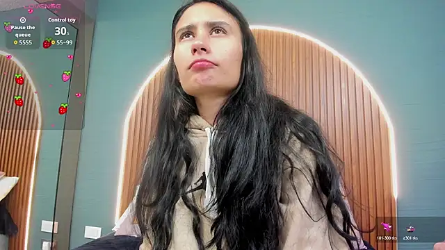 NayeCloud online show from October 30, 2025, 4:00 am