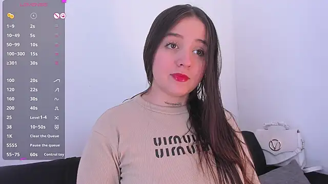 Sabrina Lennox online show from June 5, 2026, 6:13 pm