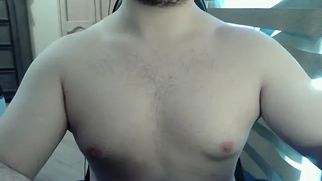 Snapshot of Himbo_fox chatting on May 23, 2026, 11:48 pm Himbo fox online show from May 23, 2026, 11:48 pm