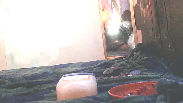 TheOneYouLove69 online show from March 12, 2026, 4:40 am