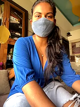 Snapshot of HaaniKaur chatting on November 1, 2025, 7:24 am HaaniKaur online show from November 1, 2025, 7:24 am