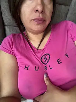 Snapshot of xLadyScarlettx chatting on March 13, 2025, 1:29 pm xLadyScarlettx online show from March 13, 2025, 1:29 pm