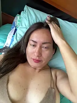 Snapshot of xLadyScarlettx chatting on March 14, 2025, 3:25 pm xLadyScarlettx online show from March 14, 2025, 3:25 pm