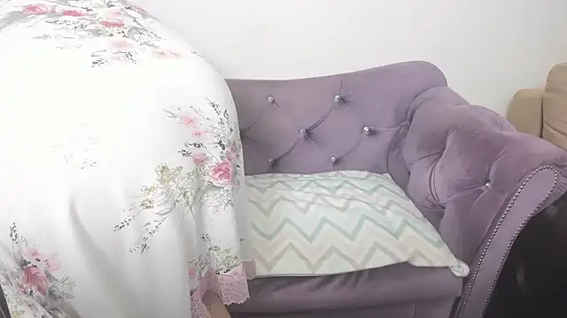 Snapshot of fashiona chatting on February 26, 2026, 9:42 am fashiona online show from February 26, 2026, 9:42 am