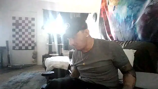 Antoniothedon online show from December 15, 2024, 8:25 pm