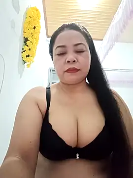 Sexy-bigtits2024 online show from December 26, 2024, 9:47 pm