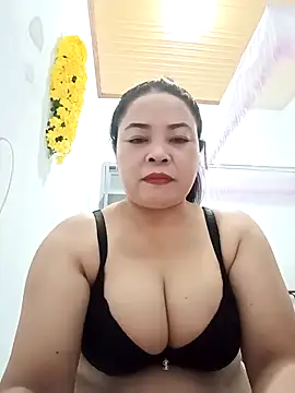 Sexy-bigtits2024 online show from December 31, 2024, 11:31 am