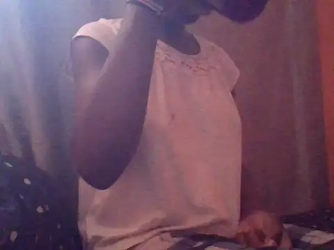 ebonyvalleria1 online show from April 21, 2026, 5:47 am