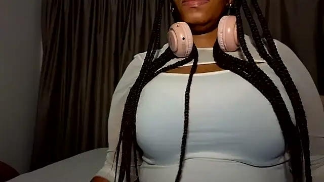 Snapshot of SexyFreaky_ chatting on February 6, 2026, 7:21 pm SexyFreaky online show from February 6, 2026, 7:21 pm