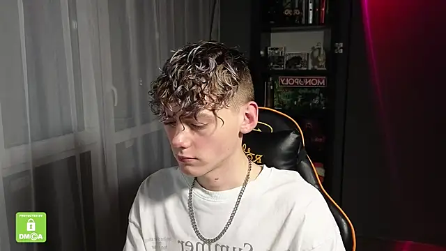 Keytaro online show from November 12, 2025, 10:46 pm