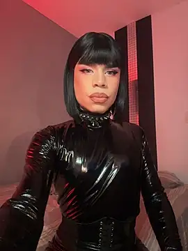 Snapshot of LucyGiraldo chatting on July 10, 2026, 6:08 pm LucyGiraldo online show from July 10, 2026, 6:08 pm