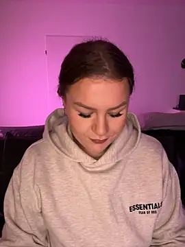 Fancy-Francy online show from November 26, 2025, 6:41 pm