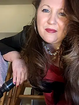 Candy-Desire online show from March 20, 2026, 8:32 pm