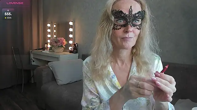 Snapshot of angelica_marquise chatting on September 9, 2025, 4:27 pm angelica marquise online show from September 9, 2025, 4:27 pm
