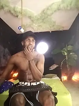 Snapshot of Ostinsanto chatting on February 19, 2026, 6:32 am Ostinsanto online show from February 19, 2026, 6:32 am