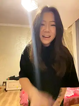 Snapshot of Kim_SLO chatting on December 6, 2024, 4:12 pm Kim SLO online show from December 6, 2024, 4:12 pm