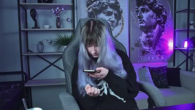 LexiWenford online show from March 18, 2026, 3:09 am