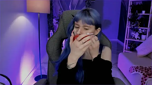 LexiWenford online show from December 3, 2025, 3:18 am