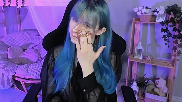 LexiWenford online show from October 1, 2025, 3:33 am