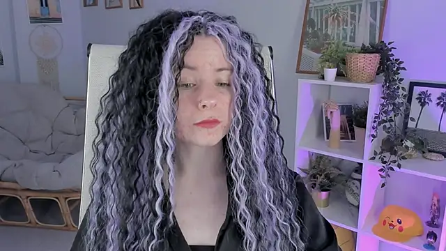 LexiWenford online show from March 19, 2025, 8:55 am