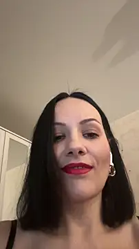 Devil Goddess online show from November 14, 2025, 12:31 pm