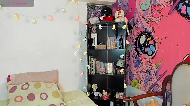 kittyzenn online show from September 29, 2025, 9:20 pm