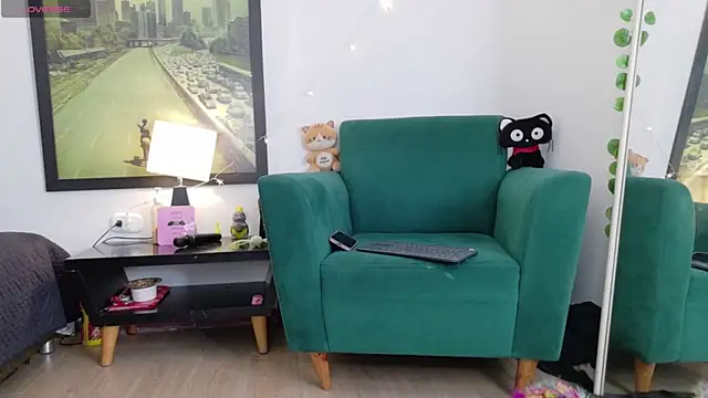 kittyzenn online show from June 4, 2026, 6:34 pm