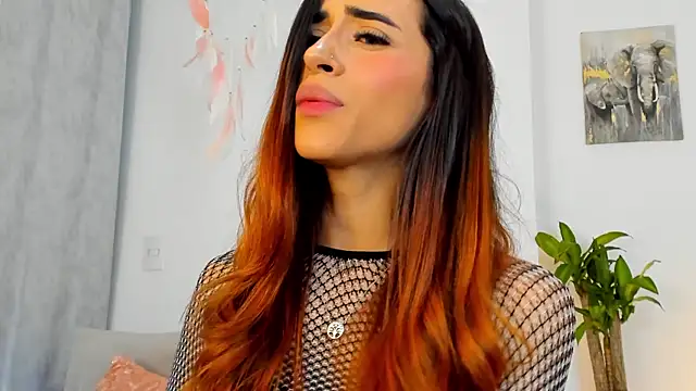 StormiRusso online show from January 13, 2025, 4:28 am