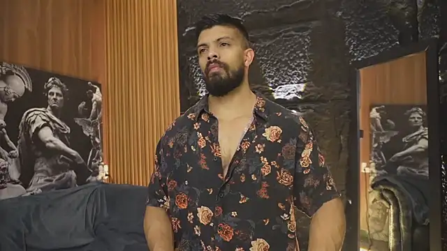 DannSaenz online show from October 10, 2025, 11:55 am