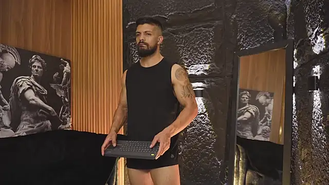 DannSaenz online show from October 3, 2025, 2:04 am