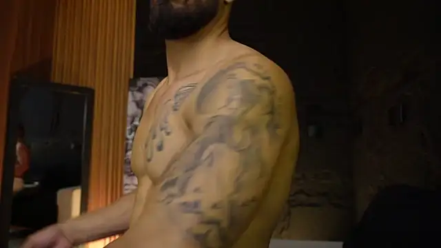 DannSaenz online show from September 18, 2025, 12:30 pm