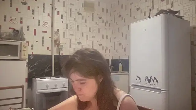 Diamond Tyler online show from May 12, 2026, 4:13 pm