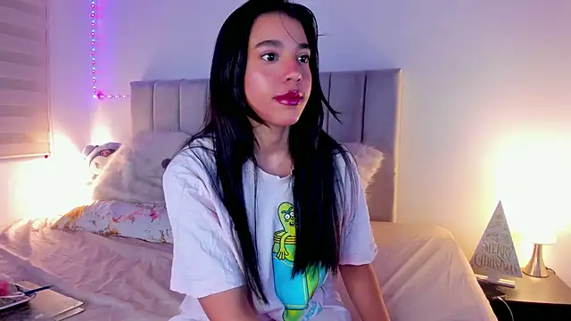 DanielaSaenz0 online show from December 22, 2024, 5:01 am