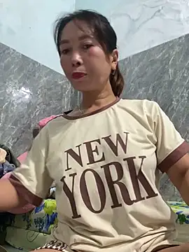 Linaannn online show from December 16, 2025, 12:04 am