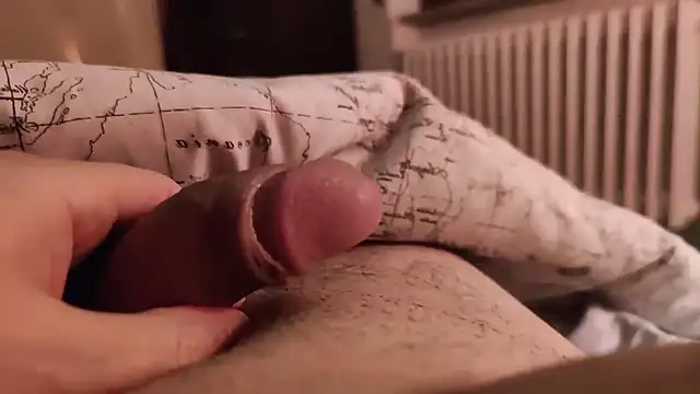 bossofpanty94 online show from November 12, 2025, 9:51 pm