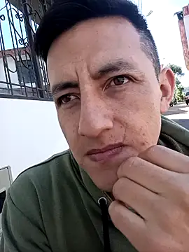 alexmoragomez online show from March 16, 2026, 8:00 pm