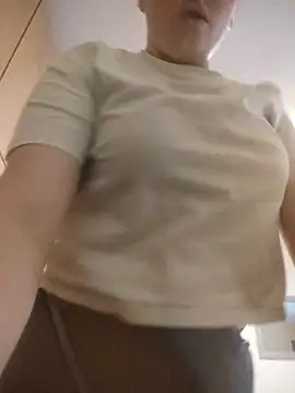 CoddessCrystal online show from March 28, 2026, 6:47 am