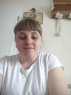 CoddessCrystal online show from February 9, 2026, 9:40 am