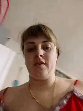 CoddessCrystal online show from December 3, 2025, 5:19 am