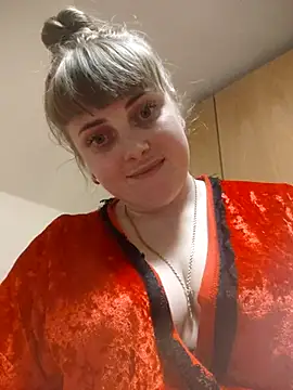 CoddessCrystal online show from March 15, 2026, 7:43 pm