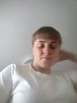 CoddessCrystal online show from March 4, 2026, 6:43 am