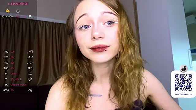  SofiaBrown online show from April 7, 2026, 2:52 pm