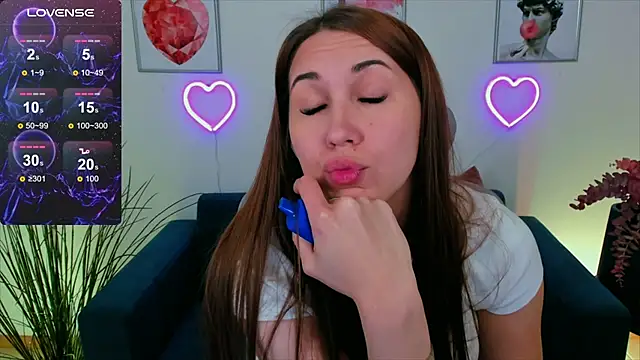 NellieMccaffrey online show from December 15, 2024, 8:30 am