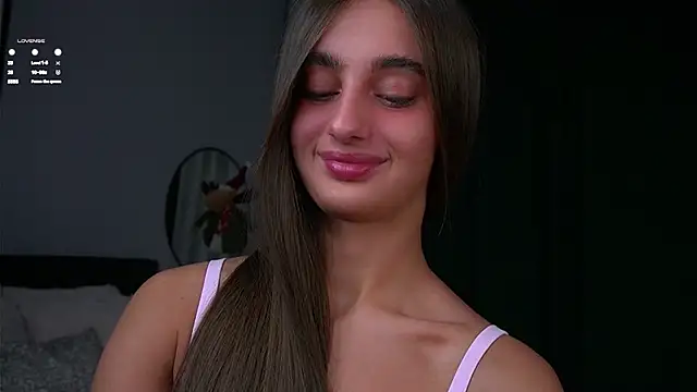 Snapshot of PiquingOgalala chatting on February 10, 2026, 1:04 am PiquingOgalala online show from February 10, 2026, 1:04 am